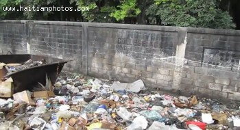 Picture Exposing Trash In Haiti Streets