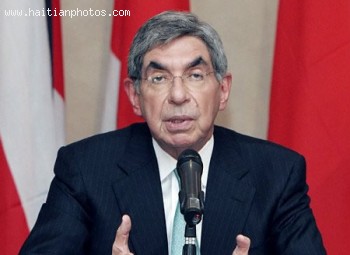 It would be an error to restore the disbanded Haitian army, Nobel laureate Oscar Arias of Costa Rica 