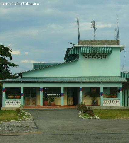 Les Cayes Airport to be Built or Not?