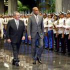 Haiti's Michel Martelly, Cuba's Raul Castro Meet in Havana