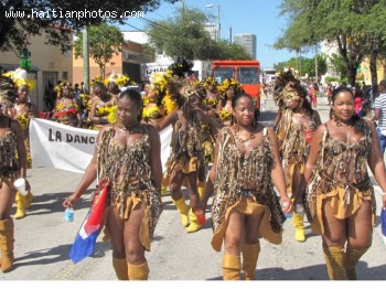 Carnival In Miami, Haiti Represents